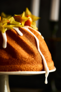 iced bundt cake shot by camilo mateus for wow pictures